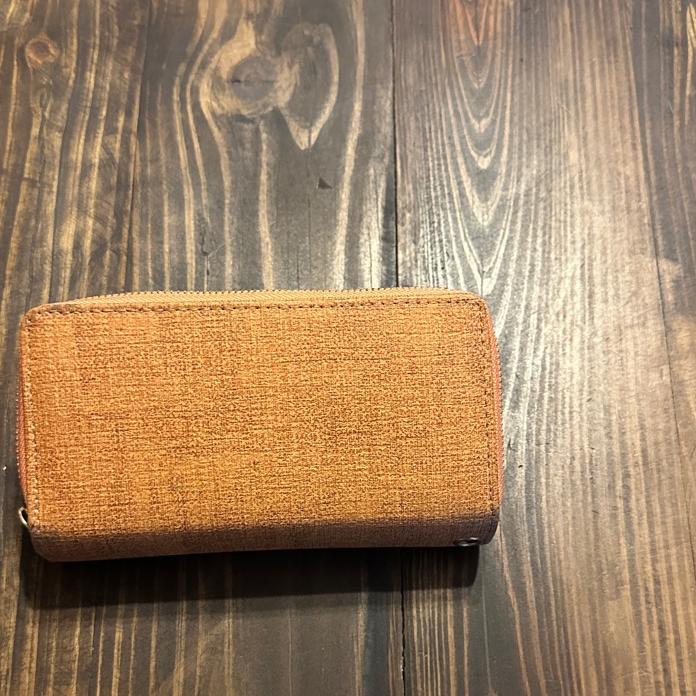Elegant Tan Clutch